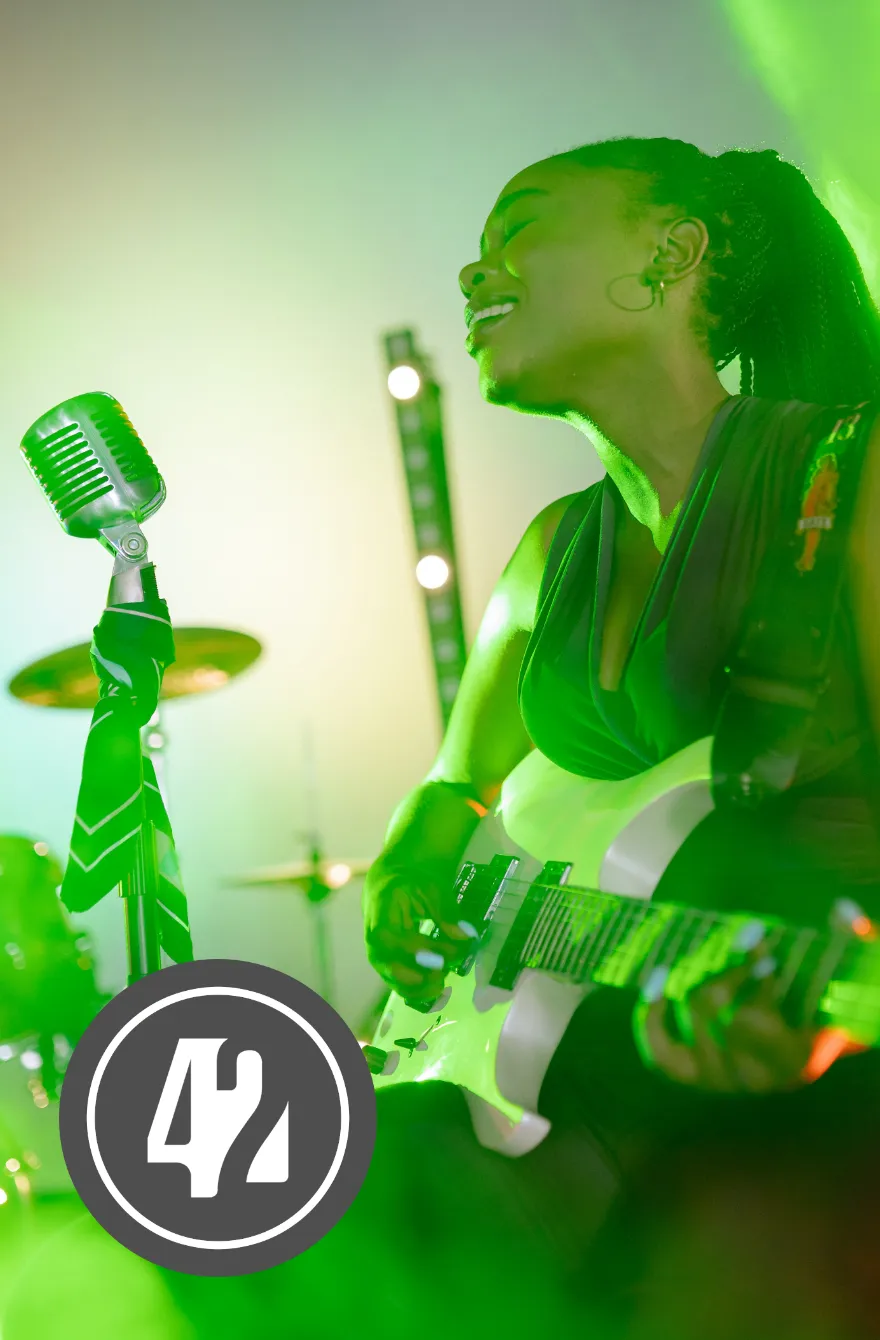 MzikiTrak image cover